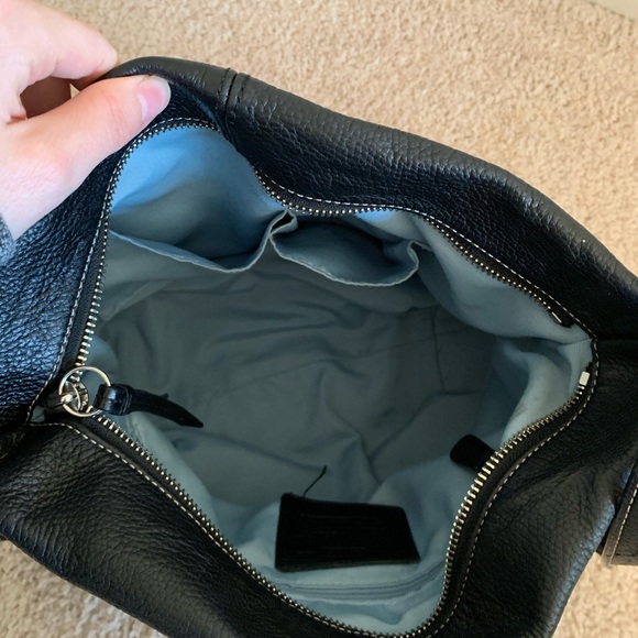 Coach 100% leather Side Bag - Picture 8 of 9